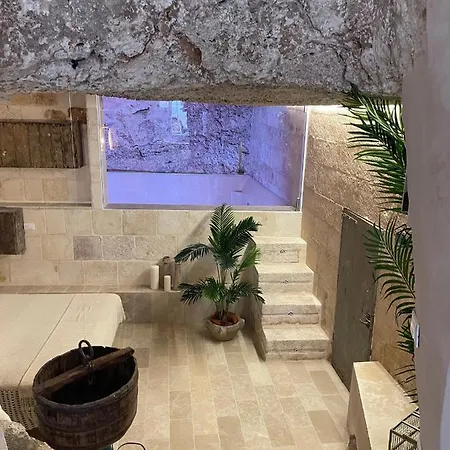 Ostuni Cave With Private Pool Apartment *